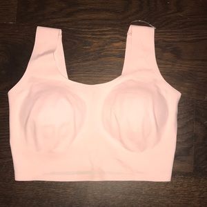 True Body NWT Scoop Neck Wireless Bra